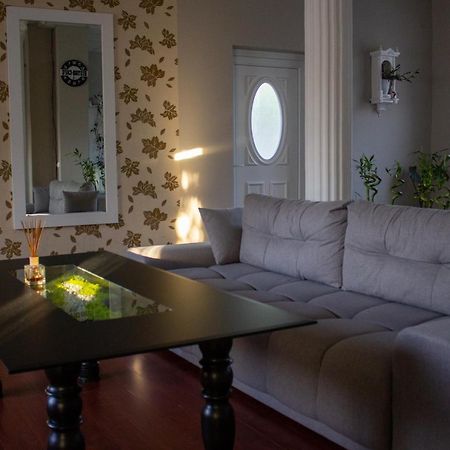 Yox Apartment 1 Oradea Εξωτερικό φωτογραφία