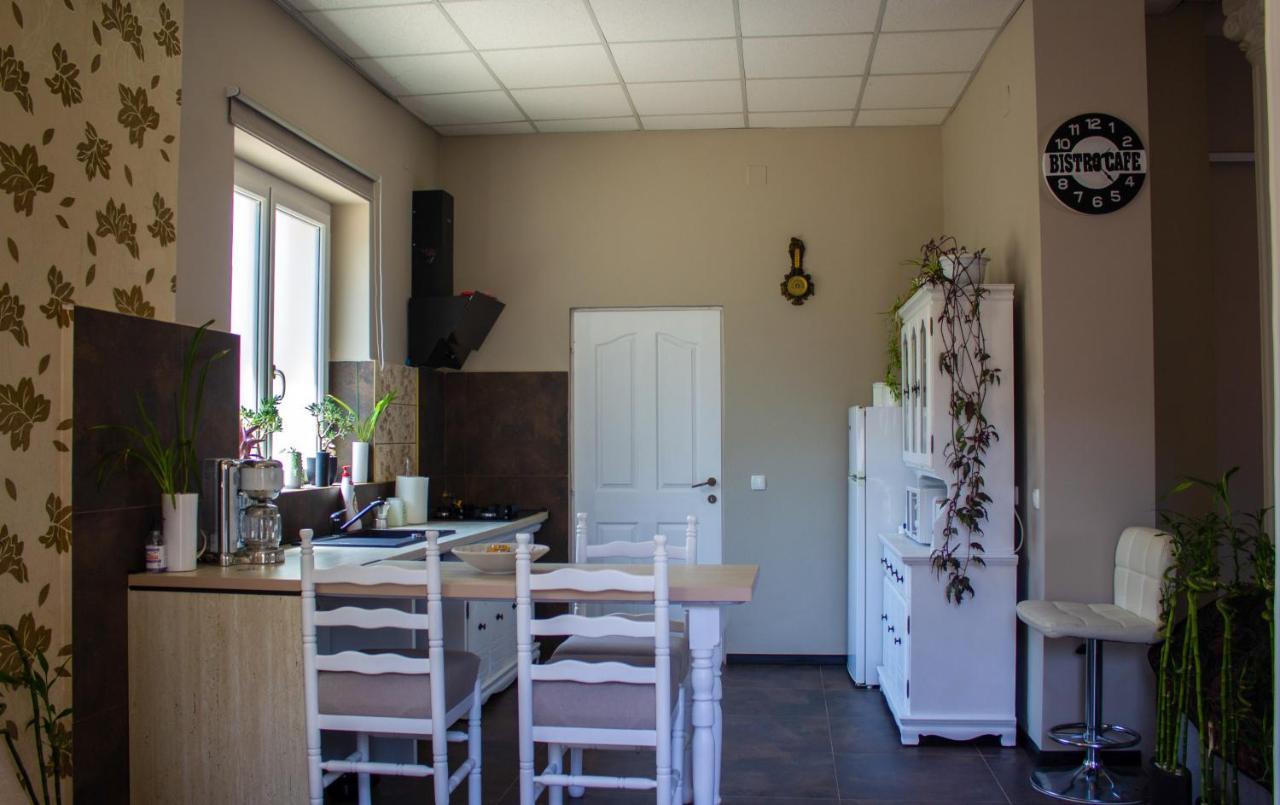 Yox Apartment 1 Oradea Εξωτερικό φωτογραφία